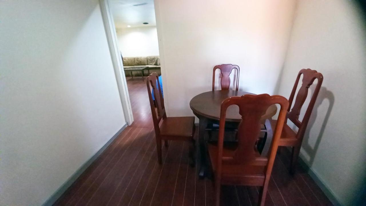 Town And Country Motel Vmapa Manila Eksteriør billede